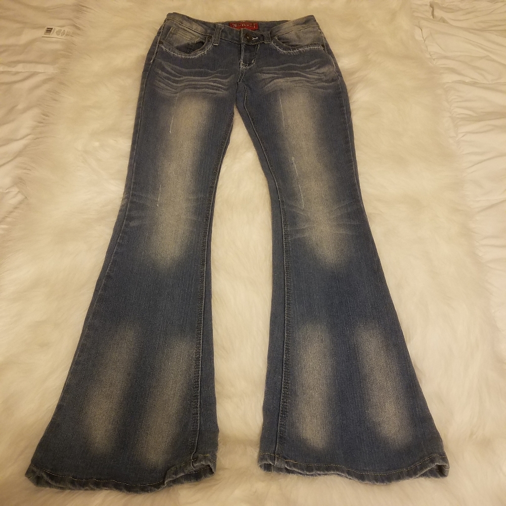 RED RIVET FLARE JEANS - Picture 4 of 6